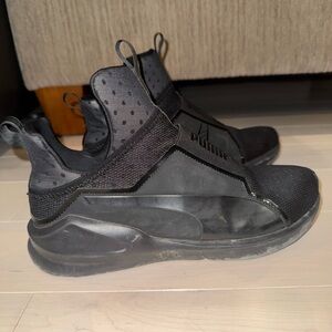 Puma sneakers women’s size 9.5